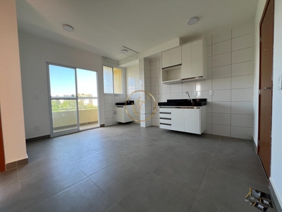 Apartamento com suíte e varanda em Morada de Laranjeiras