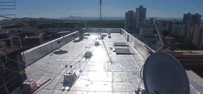 Támpa de caixa d'água